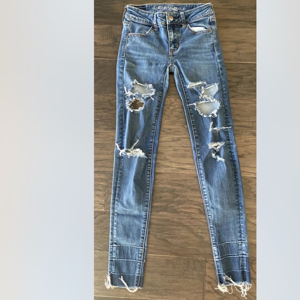 American Eagle Jeans Sz 00 Frayed Super Stretch